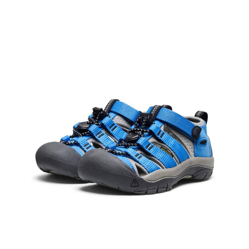 keen kids close toe sandal light blue with light grey and dark gray sole and ascents  