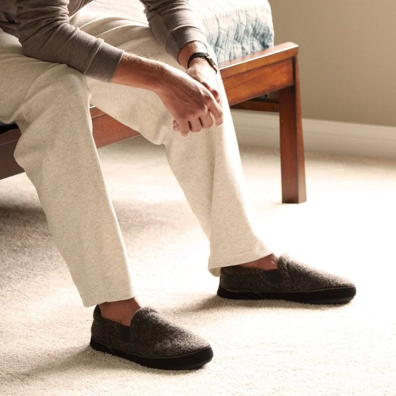 Acorn Men's Fave Gore Moc Slipper with Cloud Cushion Comfort
