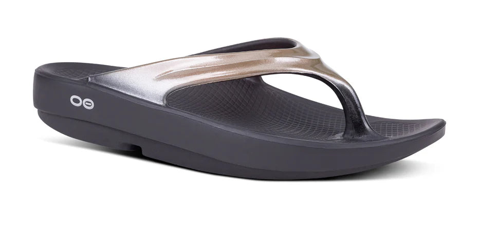 Oofos Womens OoLala Flip Flop | BLACK/LATTE