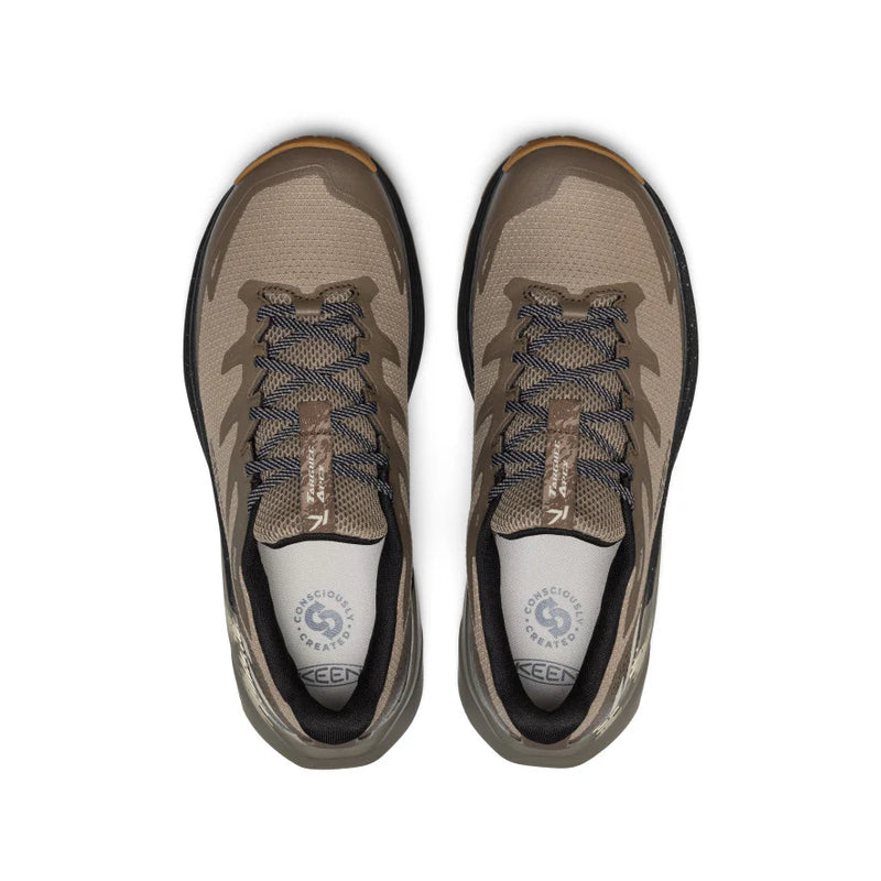 keen Targhee Apex in dusty light brown with darker brown ascents with a black and green sole with brown tread.