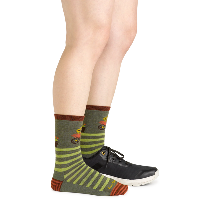 Darn Tough Womens Animal Haus Lightweight Crew Sock