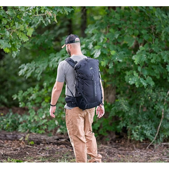 Tour 40 Liter Day Pack