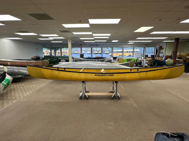 Nova Craft Canoe Cronje 17 Aramid Lite Canoe, Slightly uses