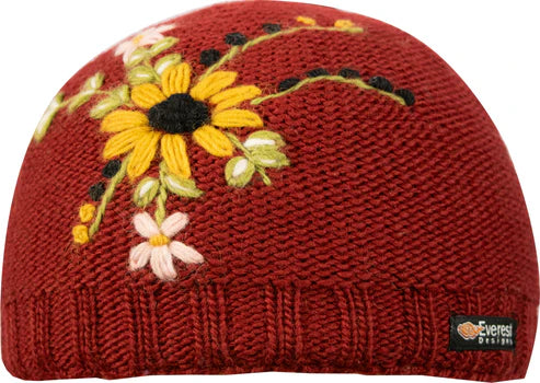 Dahlia Beanie | Maroon