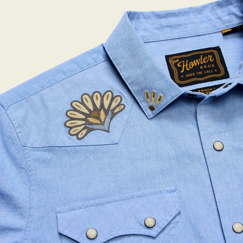 Men's Crosscut Denim Deluxe Snapshirt | Fanned Flora: Faded Blue Oxford
