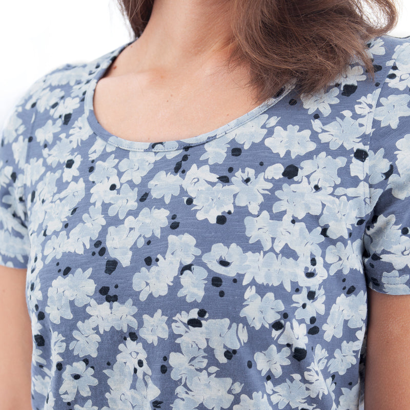 Women's Kenley Scoop Neck Print Tee | Blue Fog