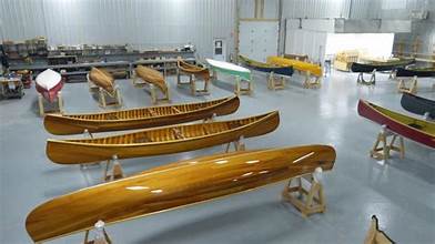 Rheaume's Trapper Cedar Canoe, Red/White Two Tone