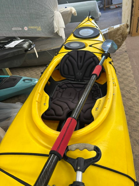 Tsunami 140 with Rudder (Buy Back) that include Aqua Bound Carbon Paddles