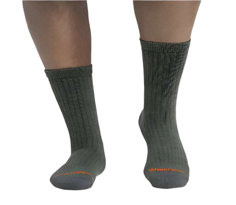 Men’s Solid Cushioned Micro Crew Socks