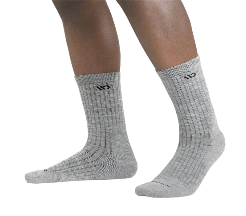 Men’s Solid Cushioned Micro Crew Socks