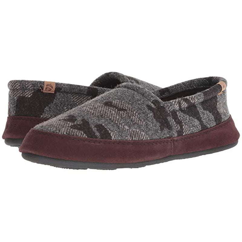 A gray slipper with a camouflage pattern with a maroon bottom on a white background