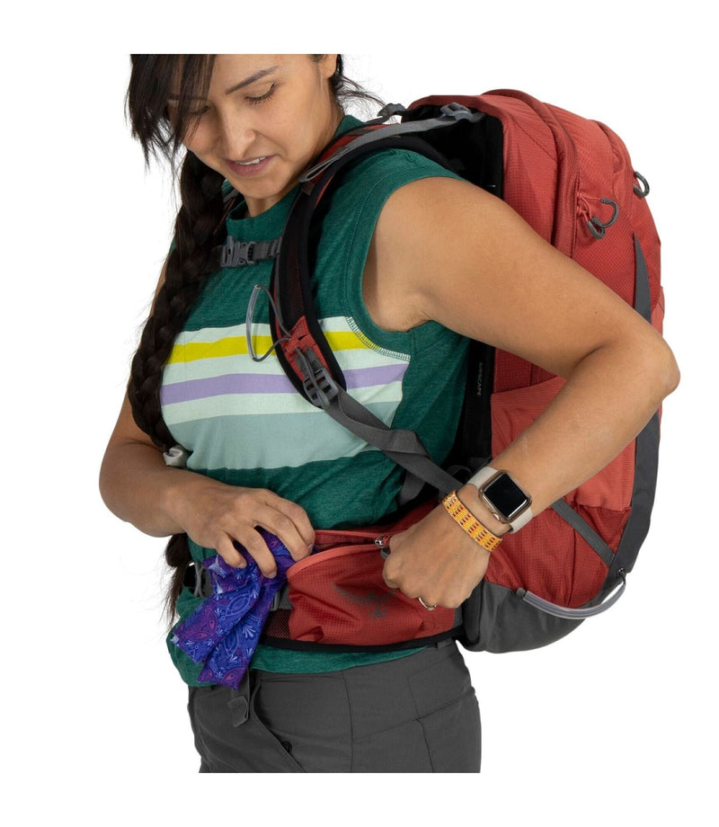 Tempest™ 22 Women's Day Pack | Red Pampas/Coal Grey