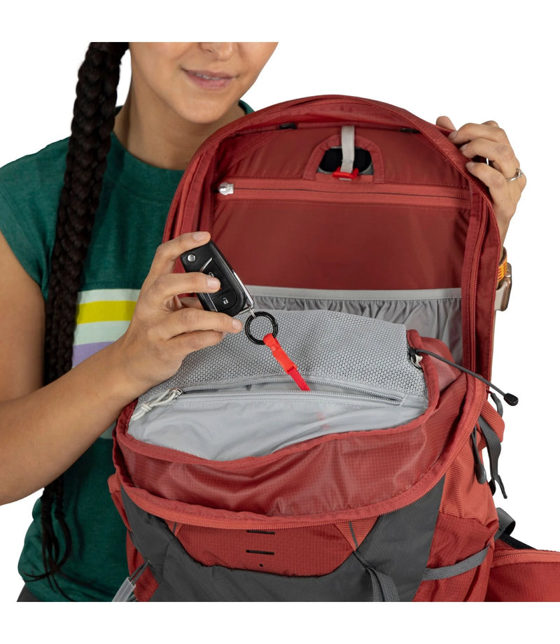 Tempest™ 22 Women's Day Pack | Red Pampas/Coal Grey